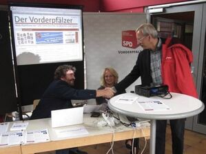 Präsentation des Webauftritts des Vorderpfälzers